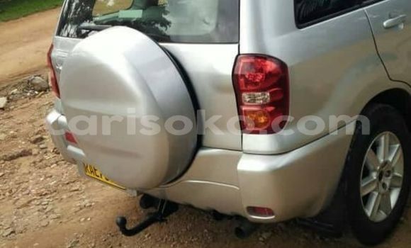 Sayi Na hannu Toyota RAV4 Gris Mota in Kigali a Rwanda Sayi Na hannu Toyota RAV4 Gris Mota in Kigali a Rwanda