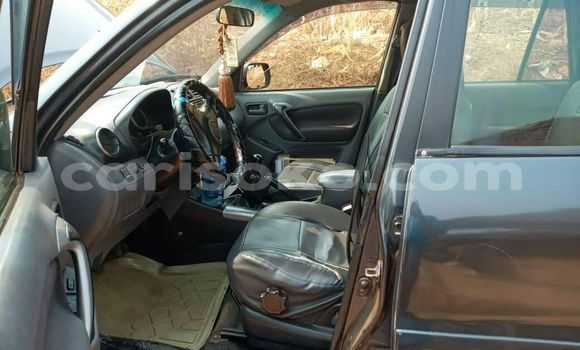 Sayi Na hannu Toyota RAV4 Noir Mota in Kigali a Rwanda Sayi Na hannu Toyota RAV4 Noir Mota in Kigali a Rwanda