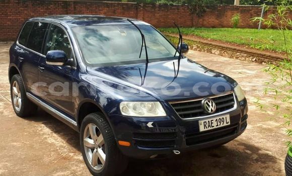 Acheter Occasion Voiture Volkswagen Touareg Bleu à Kigali, Rwanda Acheter Occasion Voiture Volkswagen Touareg Bleu à Kigali, Rwanda