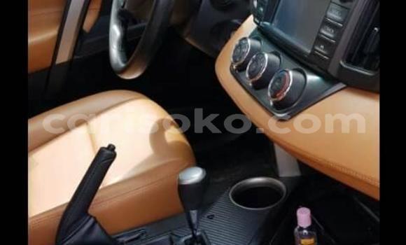 Sayi Na hannu Toyota RAV4 Rouge Mota in Kigali a Rwanda Sayi Na hannu Toyota RAV4 Rouge Mota in Kigali a Rwanda