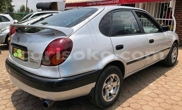 Sayi Na hannu Toyota Corolla Gris Mota in Kigali a Rwanda Sayi Na hannu Toyota Corolla Gris Mota in Kigali a Rwanda