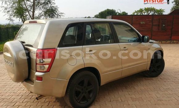 Sayi Na hannu Suzuki Grand Vitara Gris Mota in Kigali a Rwanda Sayi Na hannu Suzuki Grand Vitara Gris Mota in Kigali a Rwanda