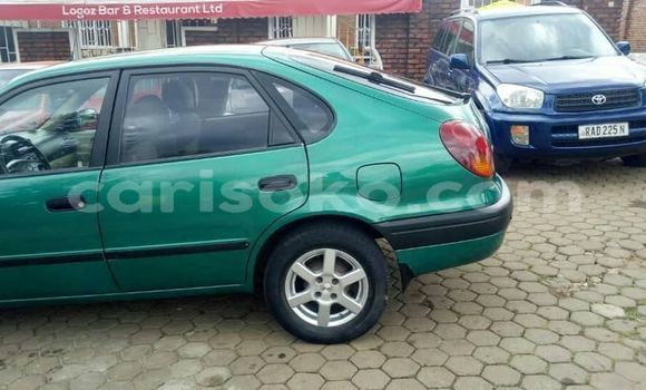 Sayi Na hannu Toyota Corolla Vert Mota in Kigali a Rwanda Sayi Na hannu Toyota Corolla Vert Mota in Kigali a Rwanda