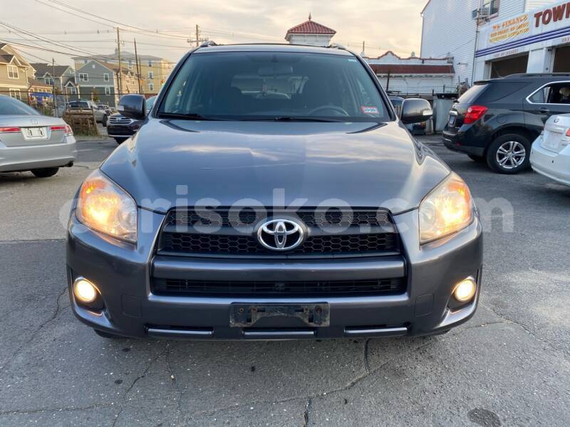 Big with watermark toyota rav4 rwanda kigali 13539