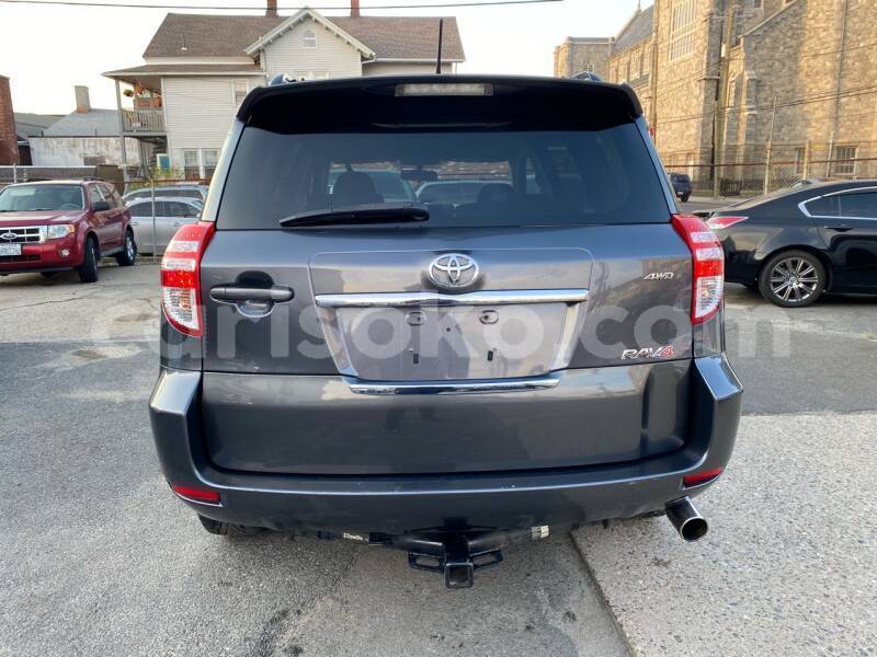 Big with watermark toyota rav4 rwanda kigali 13539