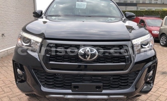 Sayi Na hannu Toyota Hilux Noir Mota in Kigali a Rwanda Sayi Na hannu Toyota Hilux Noir Mota in Kigali a Rwanda