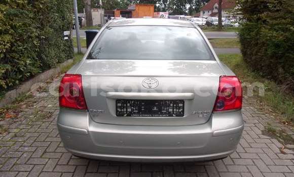 Sayi Na hannu Toyota Avensis Gris Mota in Kigali a Rwanda Sayi Na hannu Toyota Avensis Gris Mota in Kigali a Rwanda