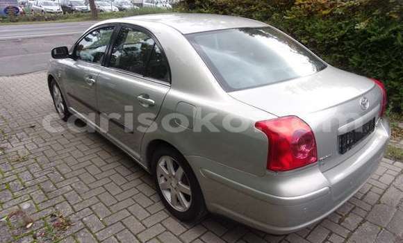 Sayi Na hannu Toyota Avensis Gris Mota in Kigali a Rwanda Sayi Na hannu Toyota Avensis Gris Mota in Kigali a Rwanda