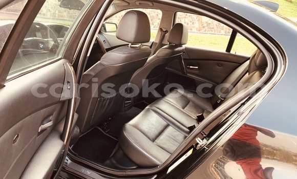 Acheter Occasion Voiture BMW 5–Series Noir à Kigali, Rwanda Acheter Occasion Voiture BMW 5–Series Noir à Kigali, Rwanda