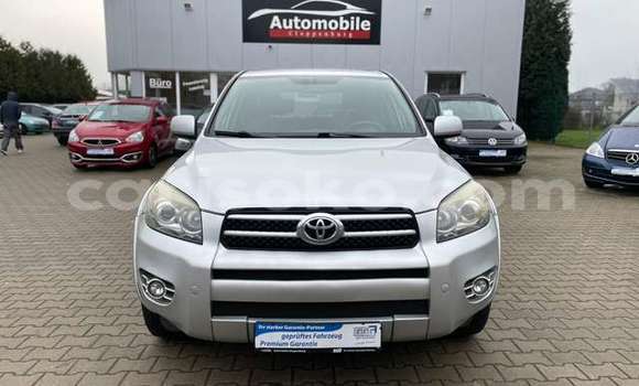 Buy Used Toyota RAV4 Silver Car in Kigali in Rwanda Buy Used Toyota RAV4 Silver Car in Kigali in Rwanda