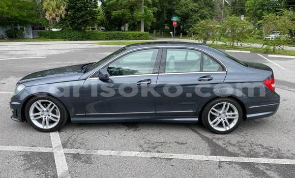 Buy Used Mercedes-Benz KOMPRESSOR Beige Car in Kigali in Rwanda Buy Used Mercedes-Benz KOMPRESSOR Beige Car in Kigali in Rwanda