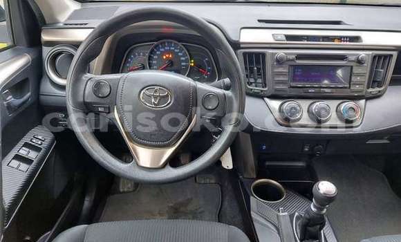 Sayi Na hannu Toyota RAV4 Gris Mota in Kigali a Rwanda Sayi Na hannu Toyota RAV4 Gris Mota in Kigali a Rwanda