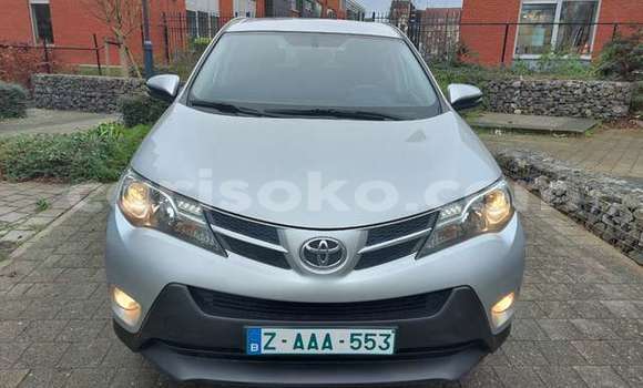 Sayi Na hannu Toyota RAV4 Gris Mota in Kigali a Rwanda Sayi Na hannu Toyota RAV4 Gris Mota in Kigali a Rwanda