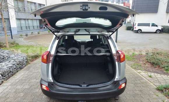 Sayi Na hannu Toyota RAV4 Gris Mota in Kigali a Rwanda Sayi Na hannu Toyota RAV4 Gris Mota in Kigali a Rwanda