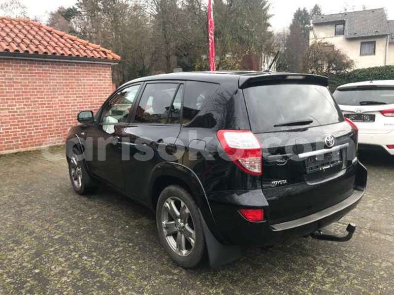 Big with watermark toyota rav4 rwanda kigali 13648