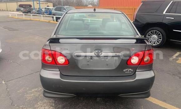 Sayi Na hannu Toyota Corolla Beige Mota in Kigali a Rwanda Sayi Na hannu Toyota Corolla Beige Mota in Kigali a Rwanda