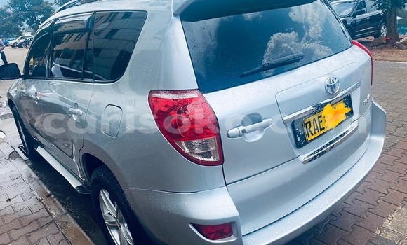 اشتري مستعمل Toyota RAV4 Gris سيارة في Kigali في Rwanda اشتري مستعمل Toyota RAV4 Gris سيارة في Kigali في Rwanda