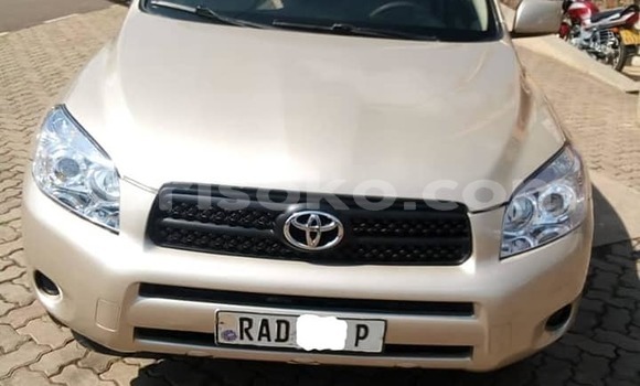 اشتري مستعمل Toyota RAV4 Beige سيارة في Kigali في Rwanda اشتري مستعمل Toyota RAV4 Beige سيارة في Kigali في Rwanda