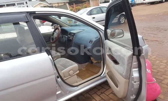 اشتري مستعمل Toyota Gaia Gris سيارة في Kigali في Rwanda اشتري مستعمل Toyota Gaia Gris سيارة في Kigali في Rwanda