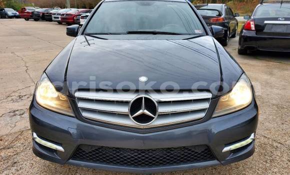 Buy Used Mercedes-Benz KOMPRESSOR Beige Car in Kigali in Rwanda Buy Used Mercedes-Benz KOMPRESSOR Beige Car in Kigali in Rwanda