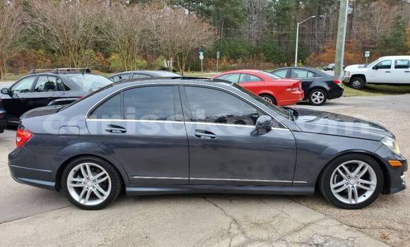 Buy Used Mercedes-Benz KOMPRESSOR Beige Car in Kigali in Rwanda Buy Used Mercedes-Benz KOMPRESSOR Beige Car in Kigali in Rwanda