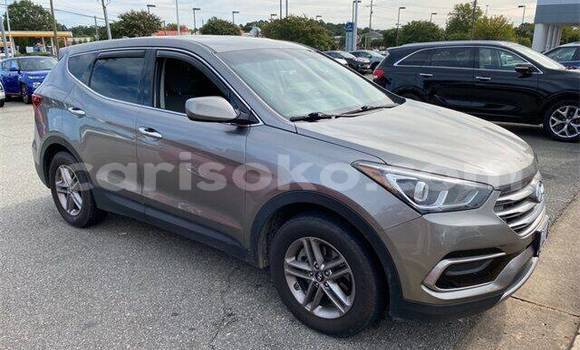 Buy Used Hyundai Santa Fe Beige Car in Kigali in Rwanda Buy Used Hyundai Santa Fe Beige Car in Kigali in Rwanda