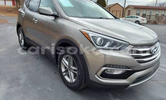 Buy Used Hyundai Santa Fe Beige Car in Kigali in Rwanda Buy Used Hyundai Santa Fe Beige Car in Kigali in Rwanda