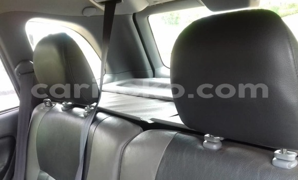 Acheter Occasion Voiture Toyota RAV4 Gris à Kigali, Rwanda Acheter Occasion Voiture Toyota RAV4 Gris à Kigali, Rwanda