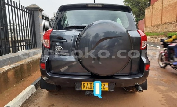 Buy Used Toyota RAV4 Black Car in Bokwango in Rwanda Buy Used Toyota RAV4 Black Car in Bokwango in Rwanda