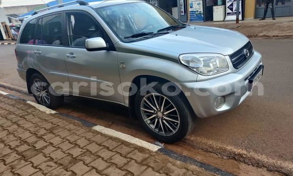 Acheter Occasion Voiture Toyota RAV4 Gris à Bokwango, Rwanda Acheter Occasion Voiture Toyota RAV4 Gris à Bokwango, Rwanda