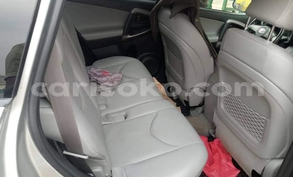 Buy Used Toyota RAV4 Silver Car in Bokwango in Rwanda Buy Used Toyota RAV4 Silver Car in Bokwango in Rwanda