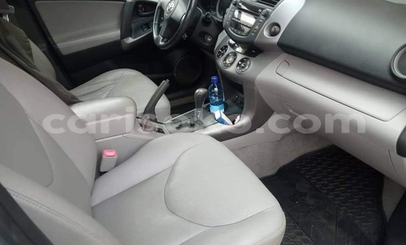 Buy Used Toyota RAV4 Silver Car in Bokwango in Rwanda Buy Used Toyota RAV4 Silver Car in Bokwango in Rwanda