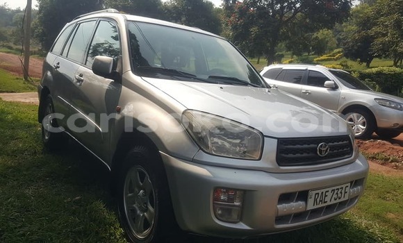 Acheter Occasion Voiture Toyota RAV4 Gris à Bokwango, Rwanda Acheter Occasion Voiture Toyota RAV4 Gris à Bokwango, Rwanda