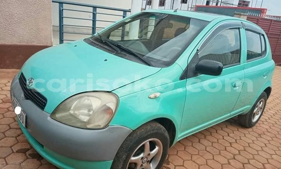 Buy Used Toyota Yaris Blue Car in Bokwango in Rwanda Buy Used Toyota Yaris Blue Car in Bokwango in Rwanda