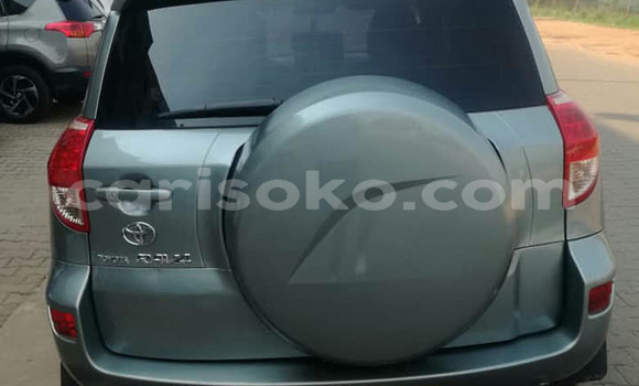 Sayi Na hannu Toyota RAV4 Vert Mota in Bokwango a Rwanda Sayi Na hannu Toyota RAV4 Vert Mota in Bokwango a Rwanda