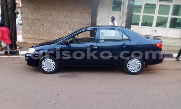 Acheter Occasion Voiture Toyota Corolla Noir à Bokwango, Rwanda Acheter Occasion Voiture Toyota Corolla Noir à Bokwango, Rwanda