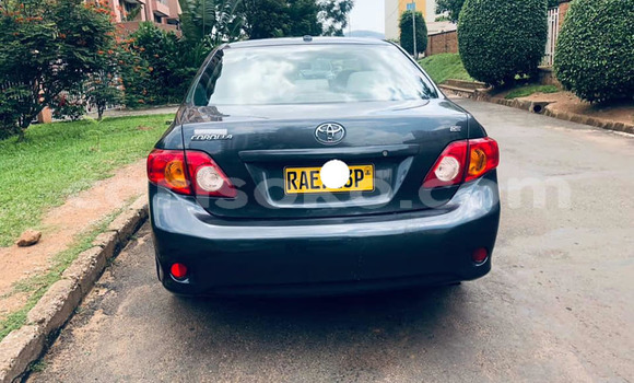 Sayi Na hannu Toyota Corolla Noir Mota in Bokwango a Rwanda Sayi Na hannu Toyota Corolla Noir Mota in Bokwango a Rwanda