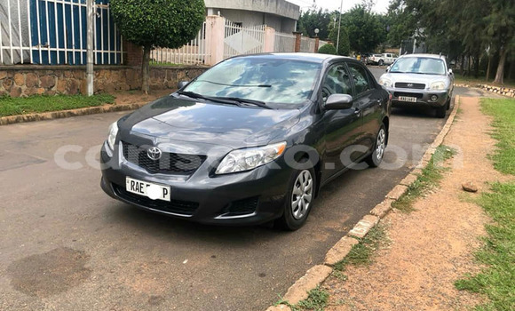 Sayi Na hannu Toyota Corolla Noir Mota in Bokwango a Rwanda Sayi Na hannu Toyota Corolla Noir Mota in Bokwango a Rwanda
