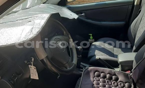 Sayi Na hannu Toyota Corolla Blanc Mota in Bokwango a Rwanda Sayi Na hannu Toyota Corolla Blanc Mota in Bokwango a Rwanda