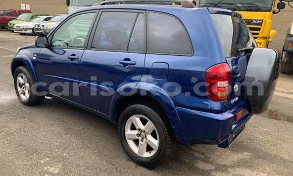 Sayi Na hannu Toyota RAV4 Bleu Mota in Kigali a Rwanda Sayi Na hannu Toyota RAV4 Bleu Mota in Kigali a Rwanda
