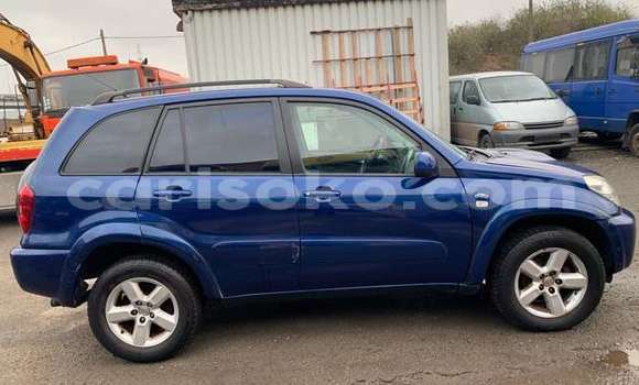 Sayi Na hannu Toyota RAV4 Bleu Mota in Kigali a Rwanda Sayi Na hannu Toyota RAV4 Bleu Mota in Kigali a Rwanda