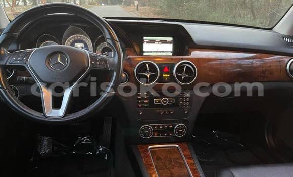 Sayi Na hannu Mercedes-Benz GLK–Class Noir Mota in Kigali a Rwanda Sayi Na hannu Mercedes-Benz GLK–Class Noir Mota in Kigali a Rwanda