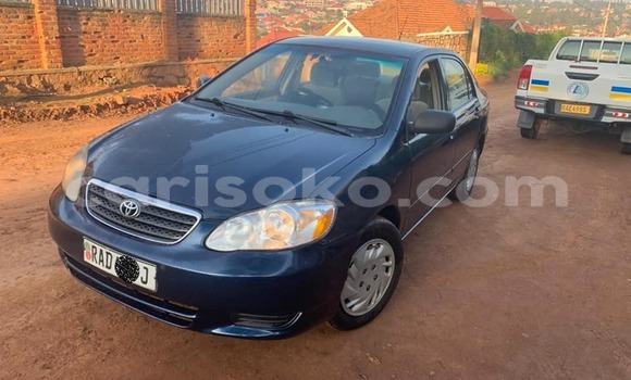 Acheter Occasion Voiture Toyota Corolla Bleu à Kigali, Rwanda Acheter Occasion Voiture Toyota Corolla Bleu à Kigali, Rwanda