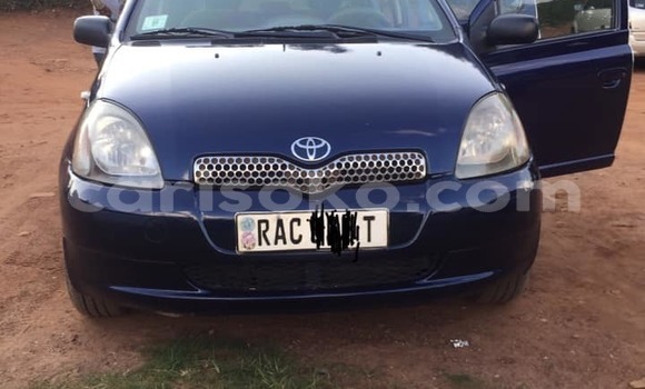 Acheter Occasion Voiture Toyota Yaris Bleu à Kigali, Rwanda Acheter Occasion Voiture Toyota Yaris Bleu à Kigali, Rwanda