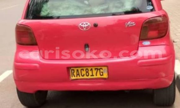 Acheter Occasion Voiture Toyota Vitz Rouge à Kigali, Rwanda Acheter Occasion Voiture Toyota Vitz Rouge à Kigali, Rwanda