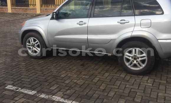 Acheter Occasion Voiture Toyota RAV4 Gris à Kigali, Rwanda Acheter Occasion Voiture Toyota RAV4 Gris à Kigali, Rwanda