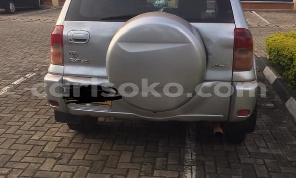 Acheter Occasion Voiture Toyota RAV4 Gris à Kigali, Rwanda Acheter Occasion Voiture Toyota RAV4 Gris à Kigali, Rwanda