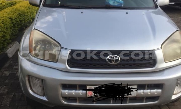 Acheter Occasion Voiture Toyota RAV4 Gris à Kigali, Rwanda Acheter Occasion Voiture Toyota RAV4 Gris à Kigali, Rwanda