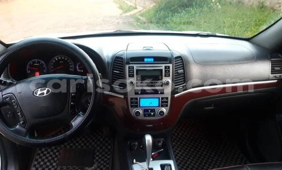 Acheter Occasion Voiture Toyota Vitz Gris à Kigali, Rwanda Acheter Occasion Voiture Toyota Vitz Gris à Kigali, Rwanda