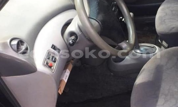 Acheter Occasion Voiture Toyota Vitz Noir à Kigali, Rwanda Acheter Occasion Voiture Toyota Vitz Noir à Kigali, Rwanda